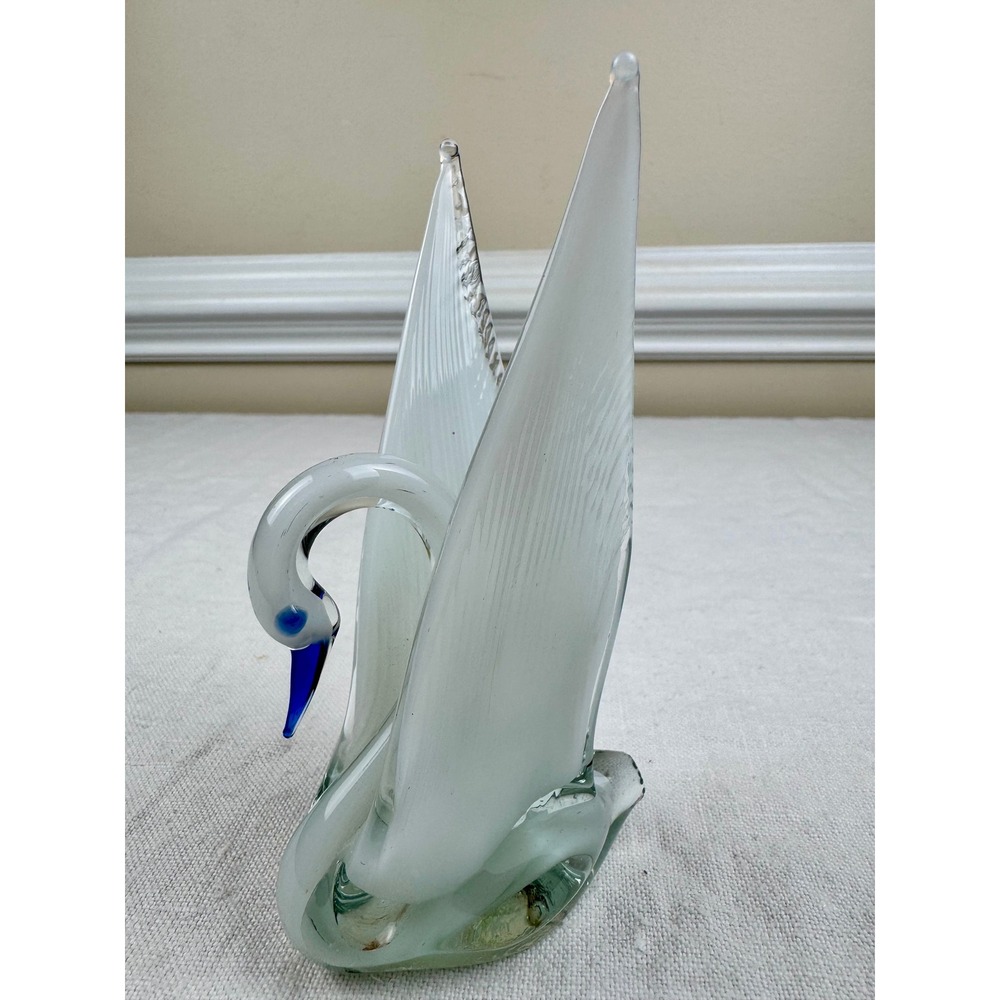Vintage Hand Blown Art Glass Swan Figurine White Clear Cobalt Blue 5" Cotagecore